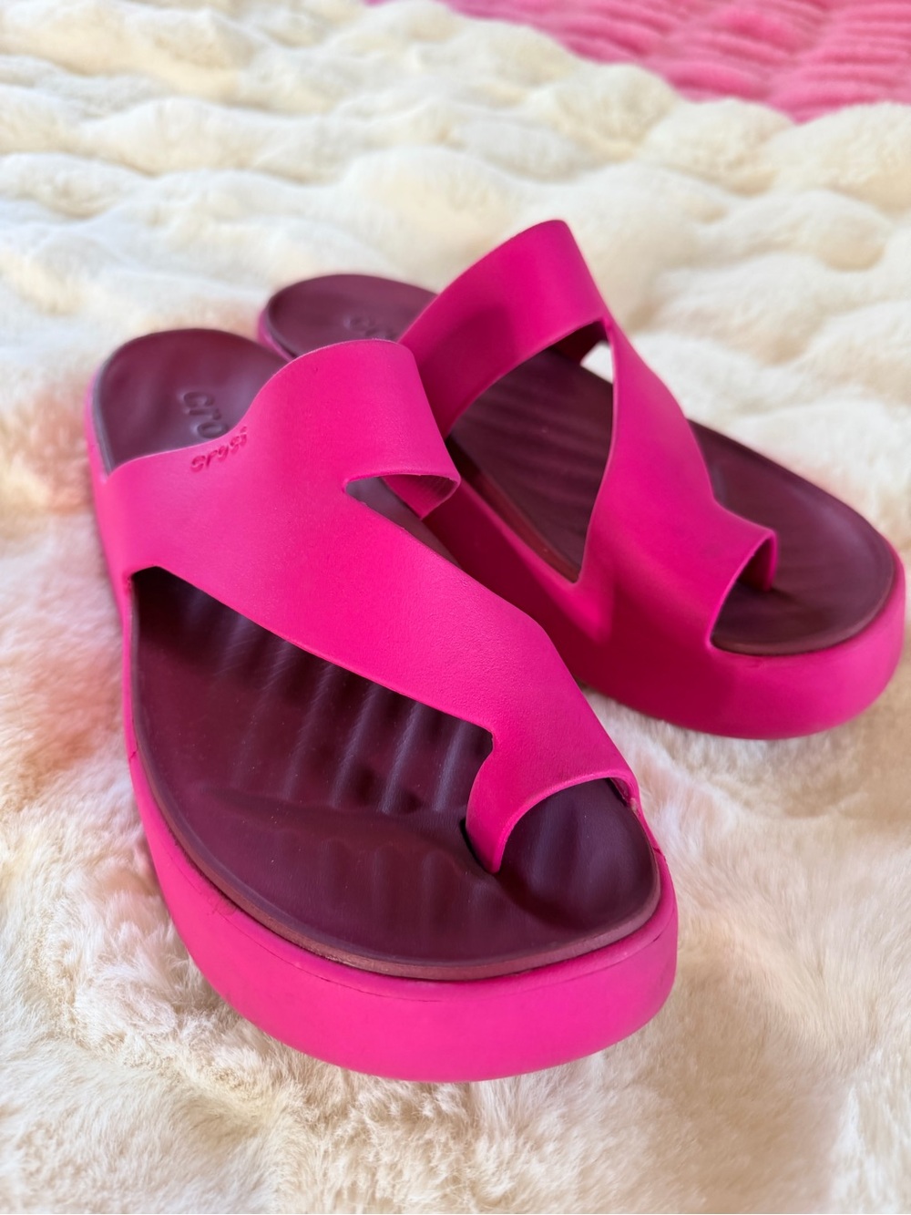 Crocs Women’s Bright Pink Slide Sandals